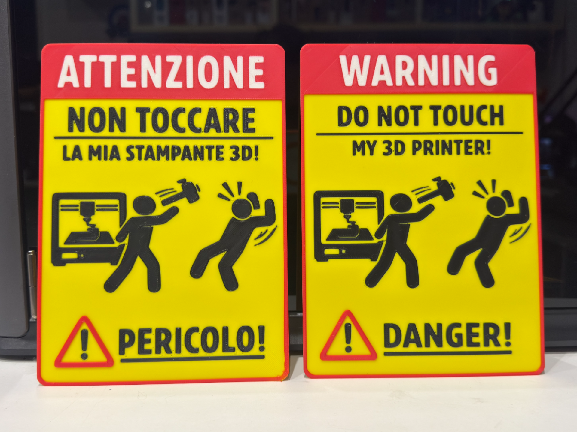 Warning do not Touch my 3d printer attenzione 