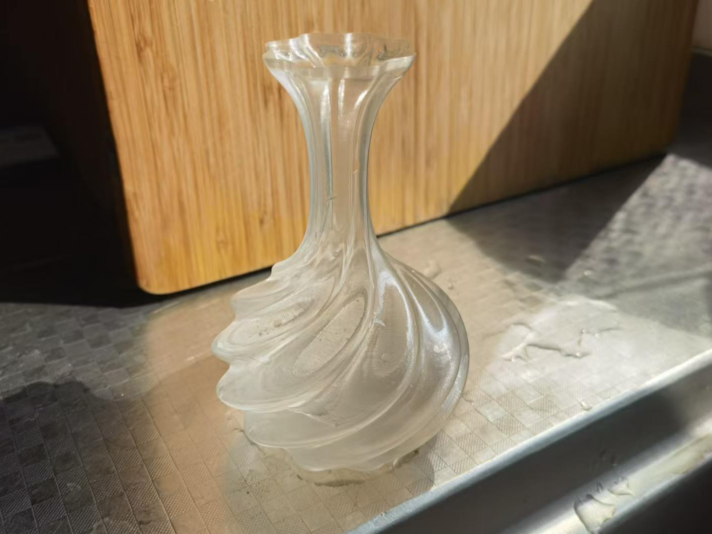 Miniatura 1 do modelo 3D 旋转花瓶