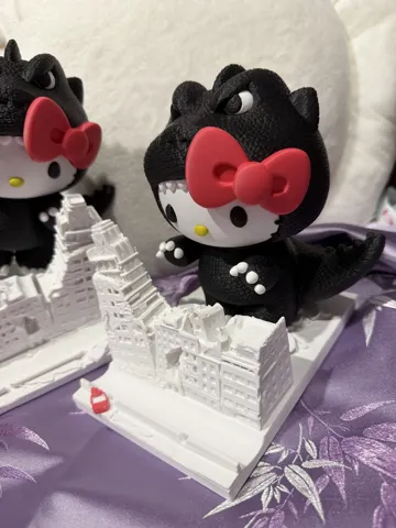 Soporte: Hello Kitty x Godzilla Phone & iPad Holder Stand — vista de referencia 4