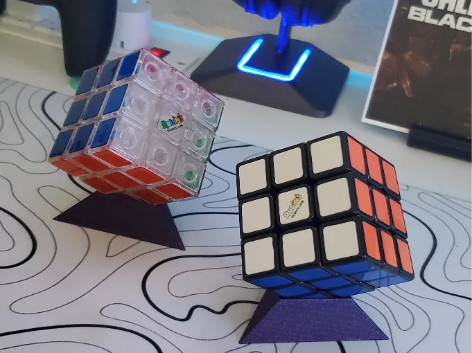 Rubix Cube Stand