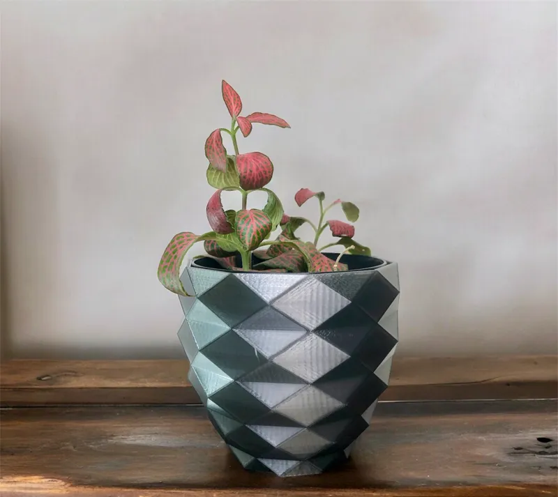 Small planter