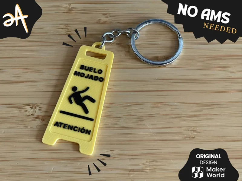 "¡Atención! Suelo mojado" - Llavero