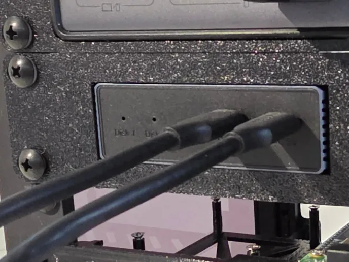 Acasis EC-7252 and Raspberry Pi 4 10" Rack Mount