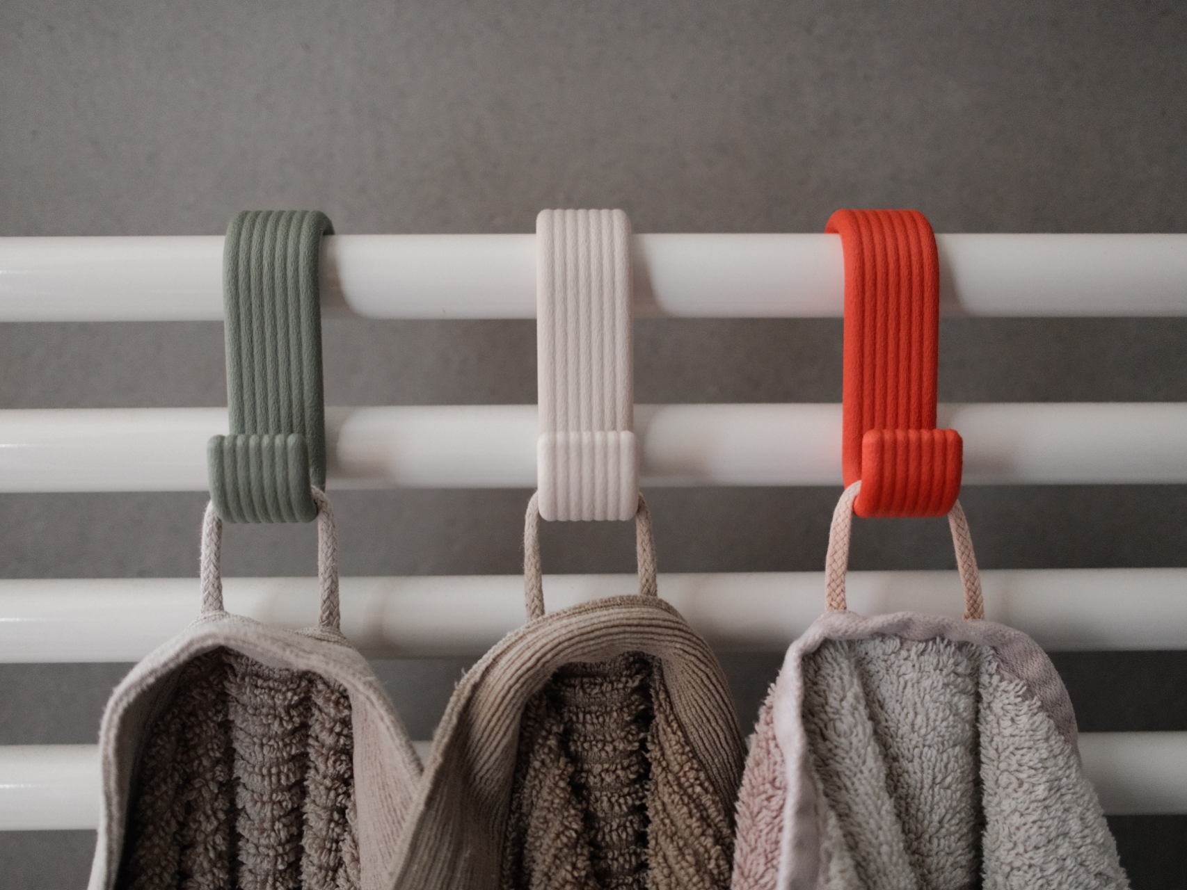 Radiator Towel Hook - Clip-On, No Tools Needed