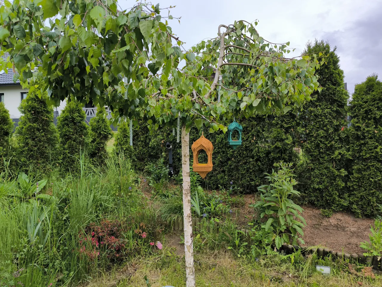 Elvish Bird Feeder view 4