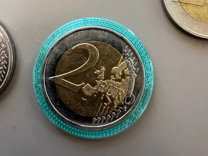 2 euro minimal coin display holder