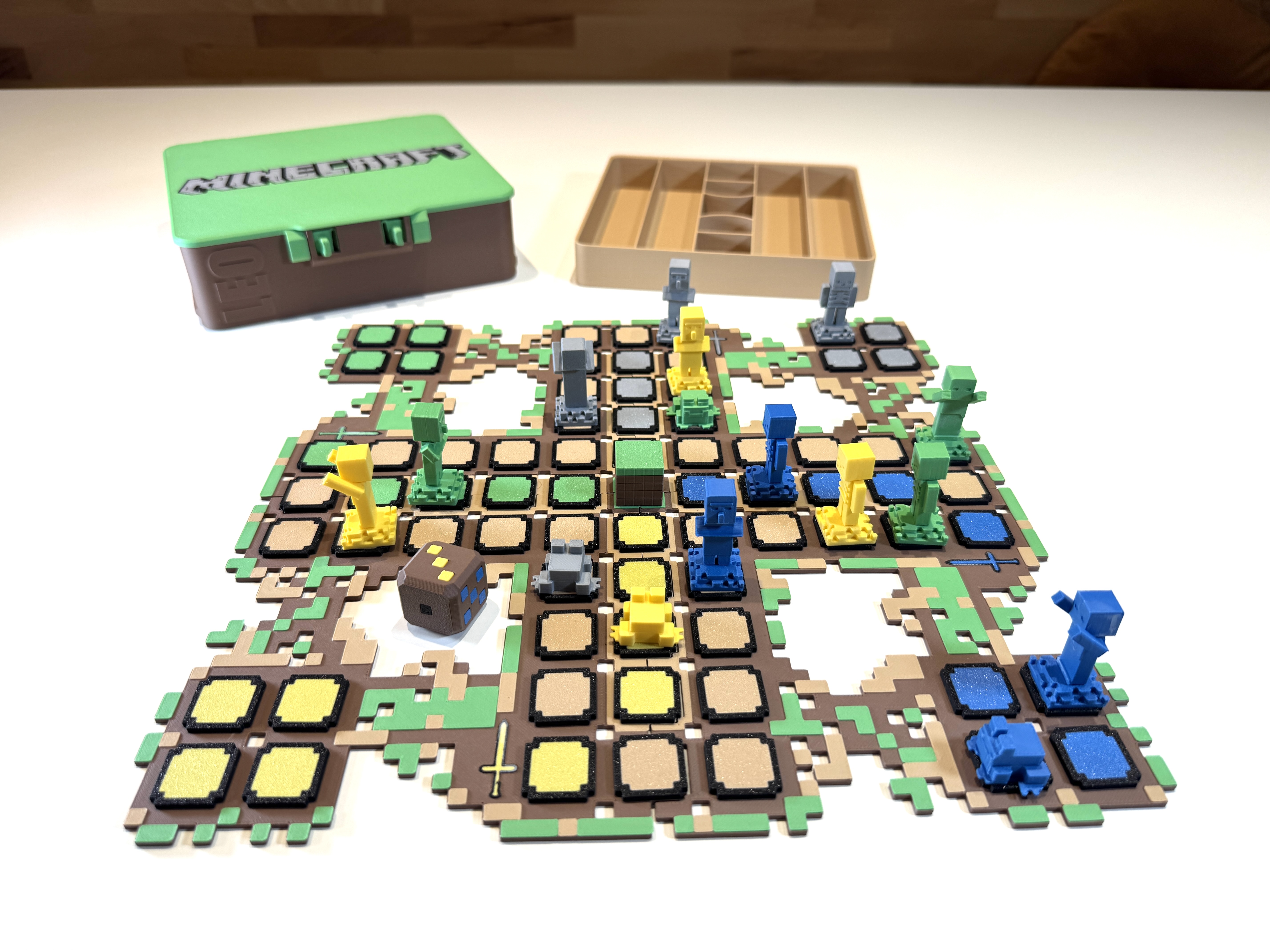 Miniatura 2 do modelo 3D Ludo Minecraft inspired