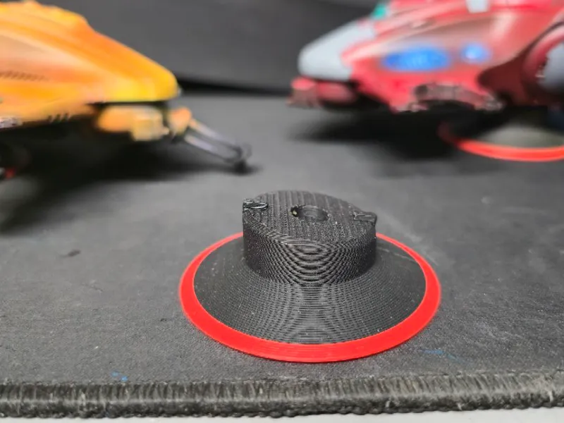miniature magnetic fly base