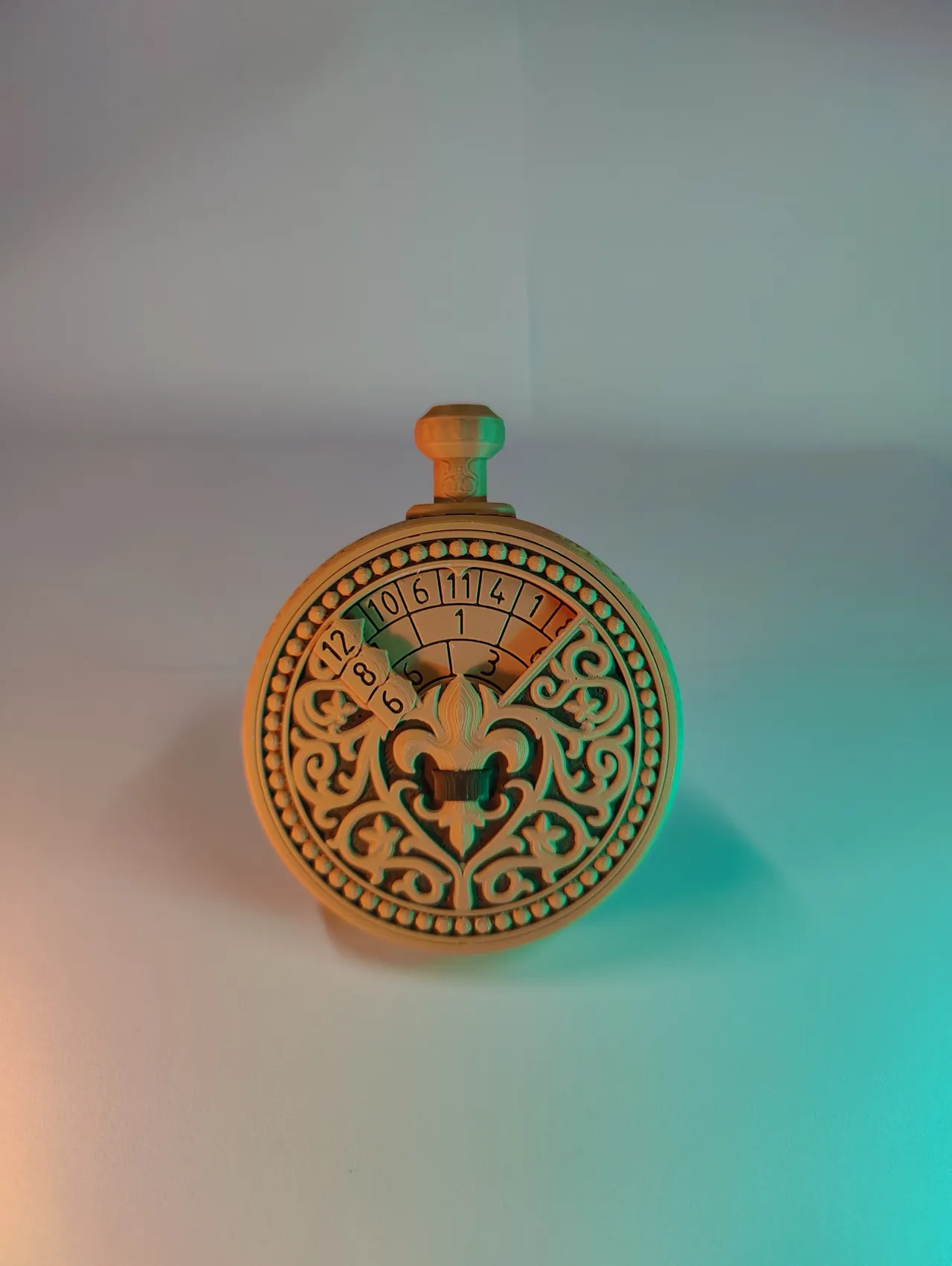 Clockwork Spinner - Vintage Dice Roller view 4