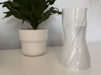 Aero Wavy Vase - Lightweight 20g print
