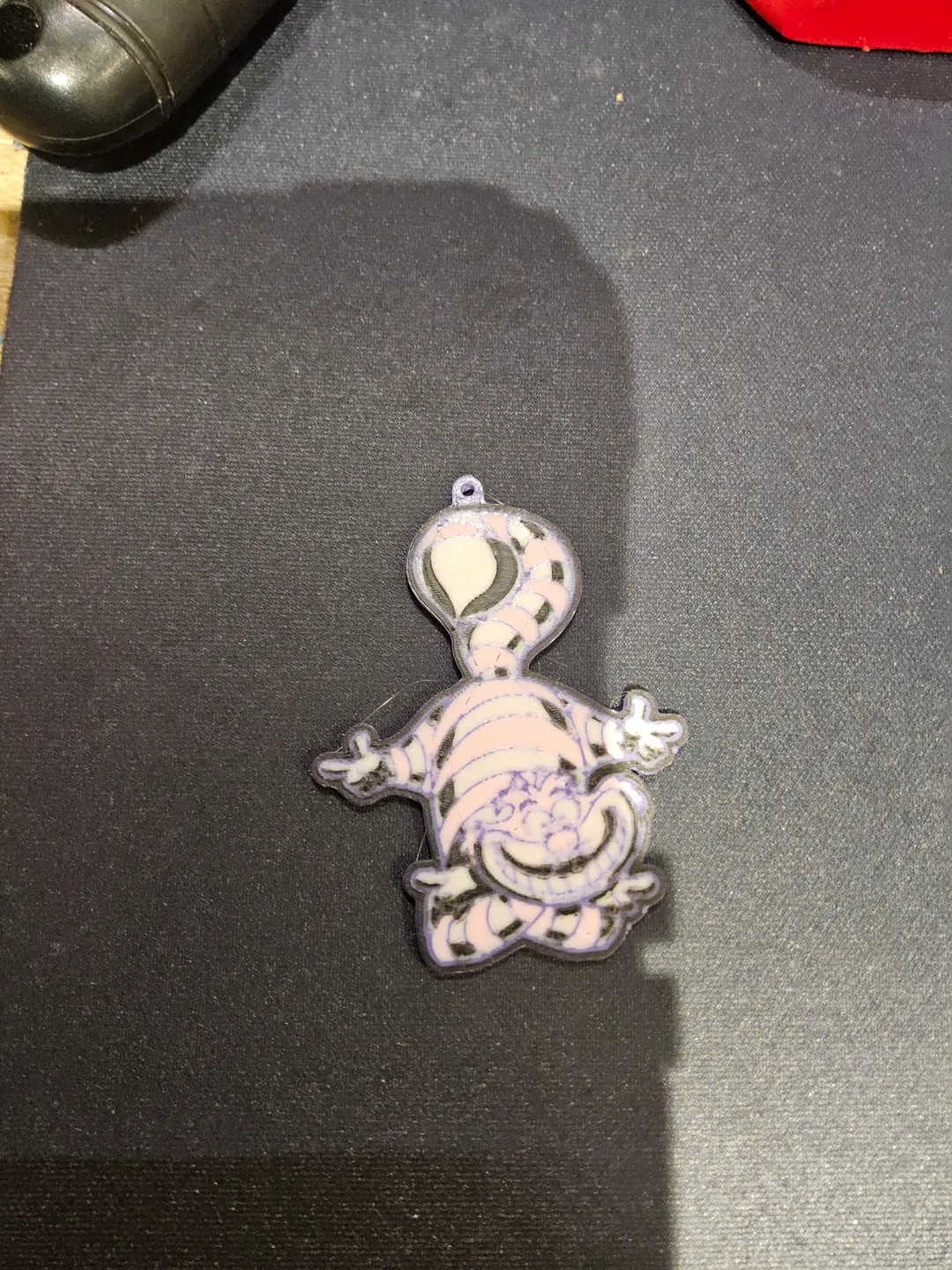 Alice in Wonderland - Cheshire cat earrings view 4