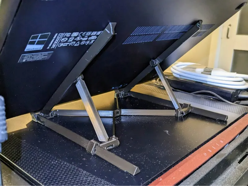 Print-In-Place Folding Laptop Stand