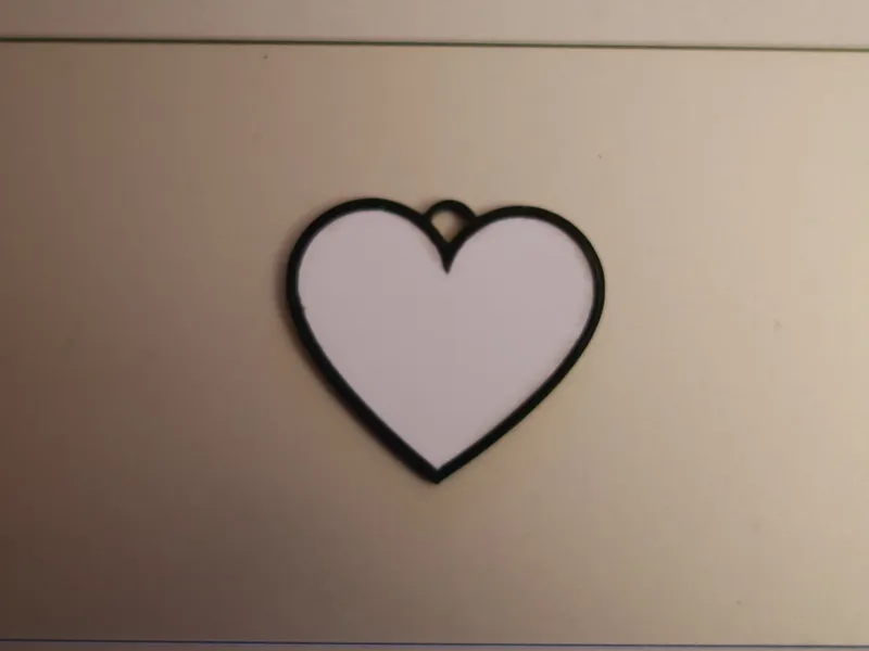 Classic heart keychain