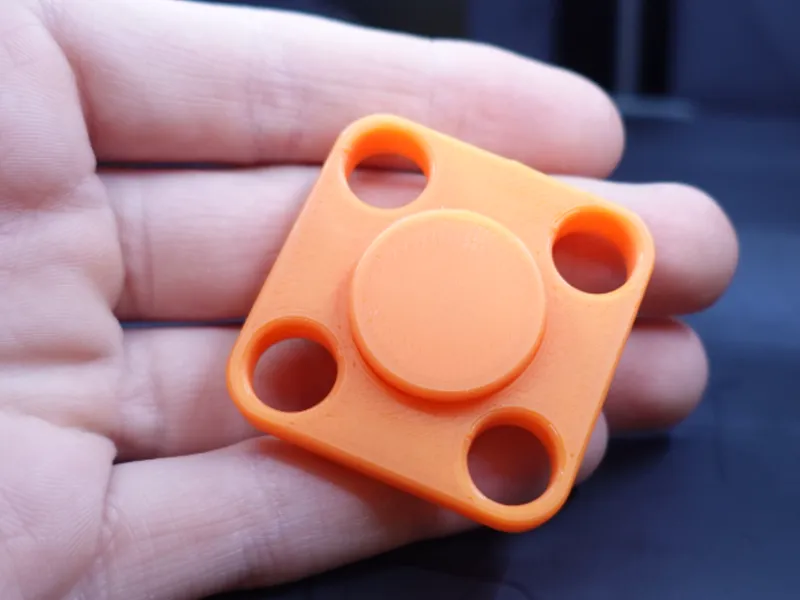 Fully 3D-Printable Fidget spinner (Square)