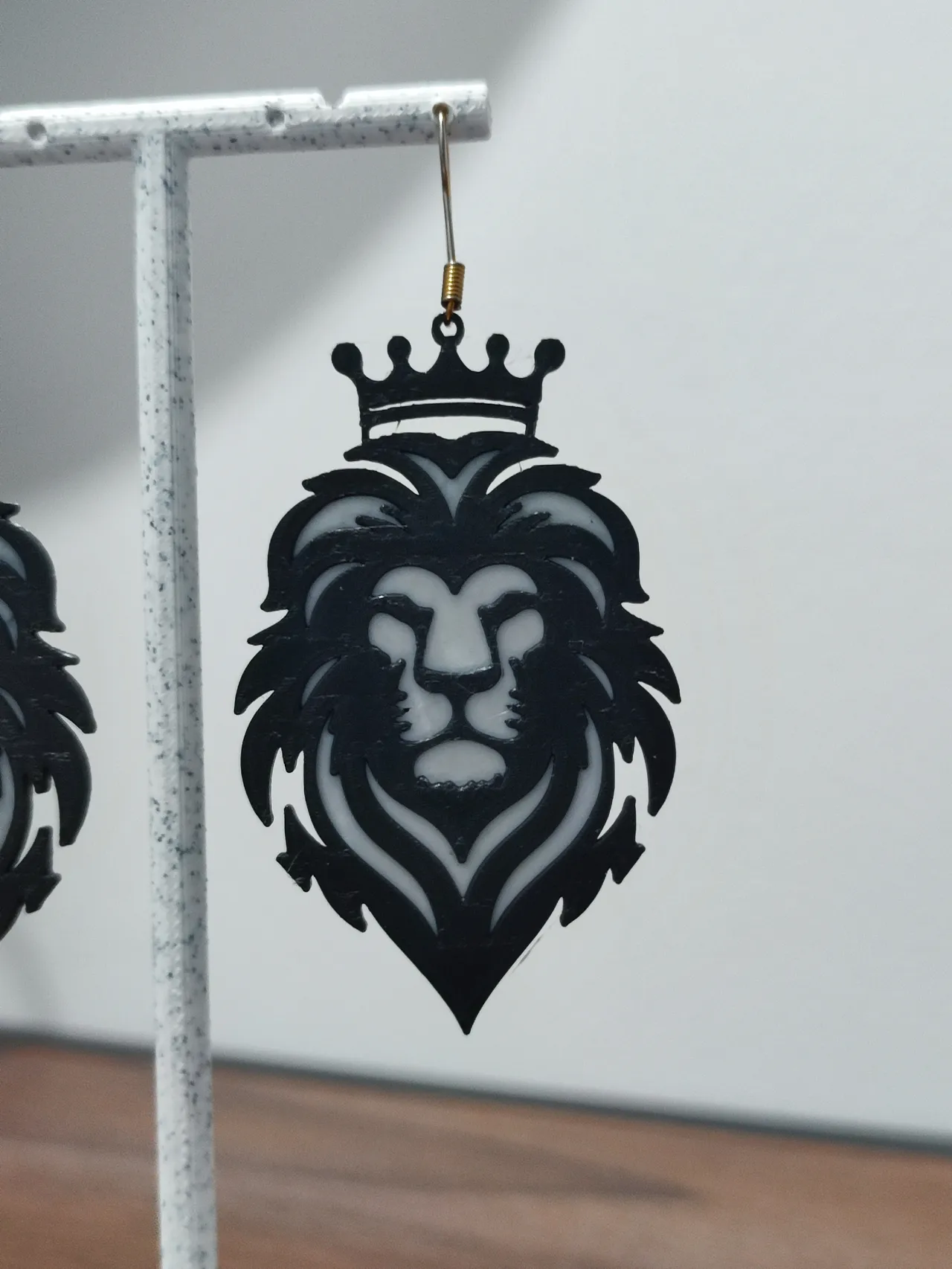 Aretes Soberano Negro view 4