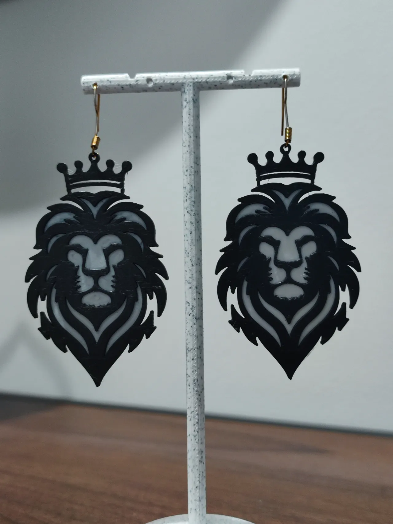 Aretes Soberano Negro view 3