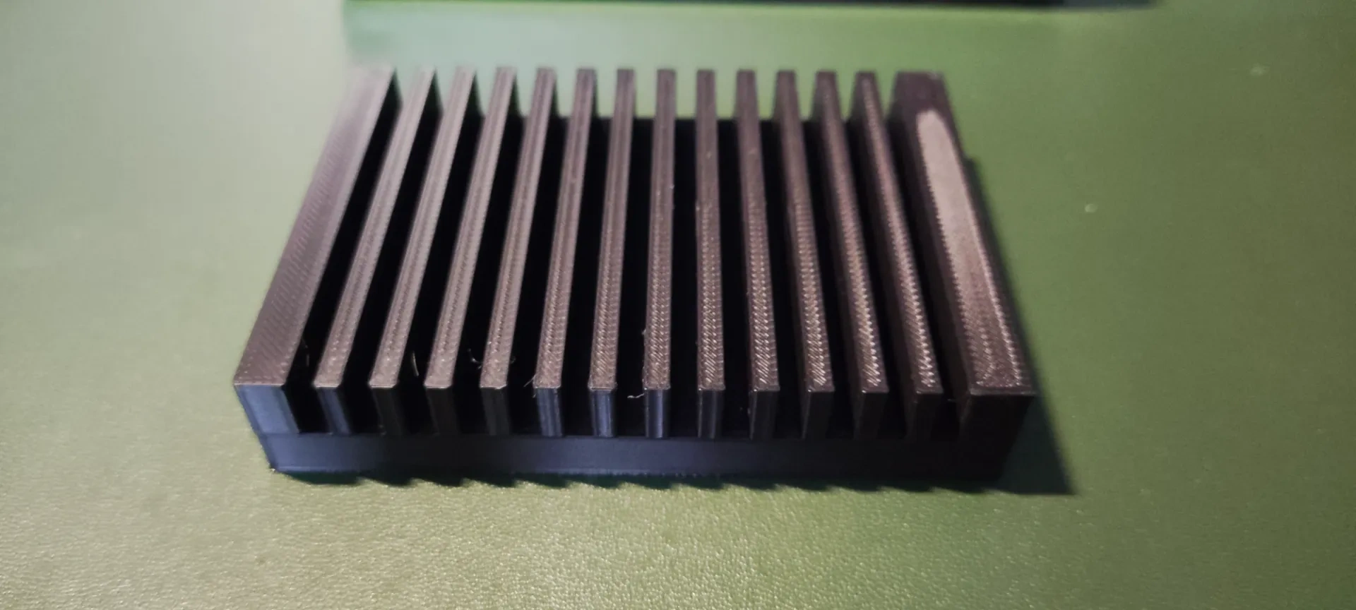 Miniatura 3 do modelo 3D 桌游洗牌器，梳子，r7老师简化版的洗牌神器