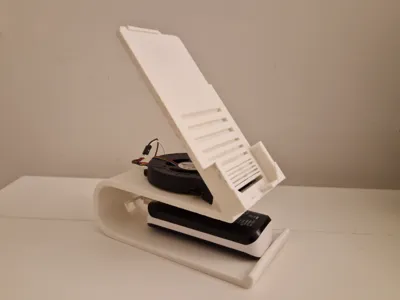 Desk stand for galaxy s22 with Active Cooling