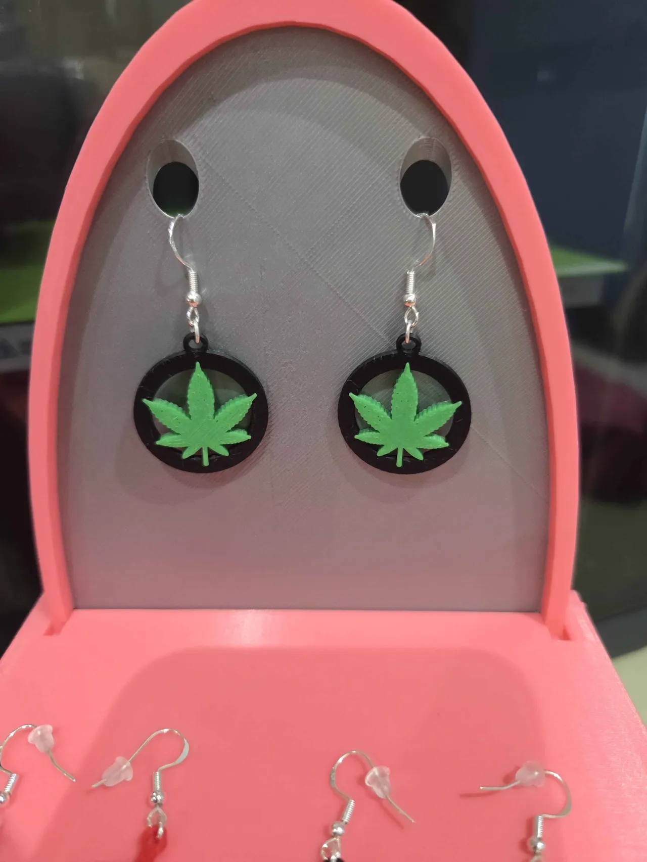 Weed Earring's view 4
