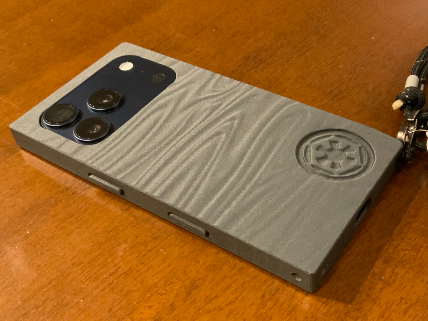 Beskar Ingot - iPhone 17pro Case