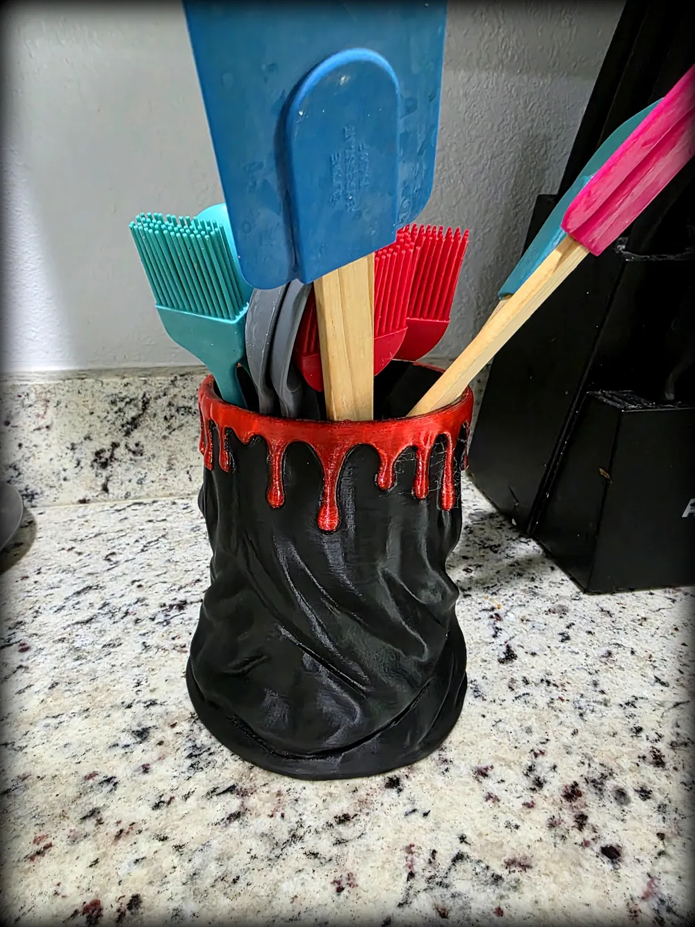 Scream Ghostface Halloween Kitchen Utensil Holder - Free 3D Print Model ...