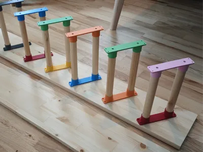 Bookshelf bracket