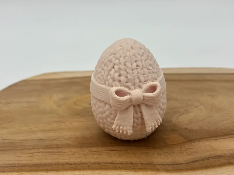 Knitted easter egg decoration