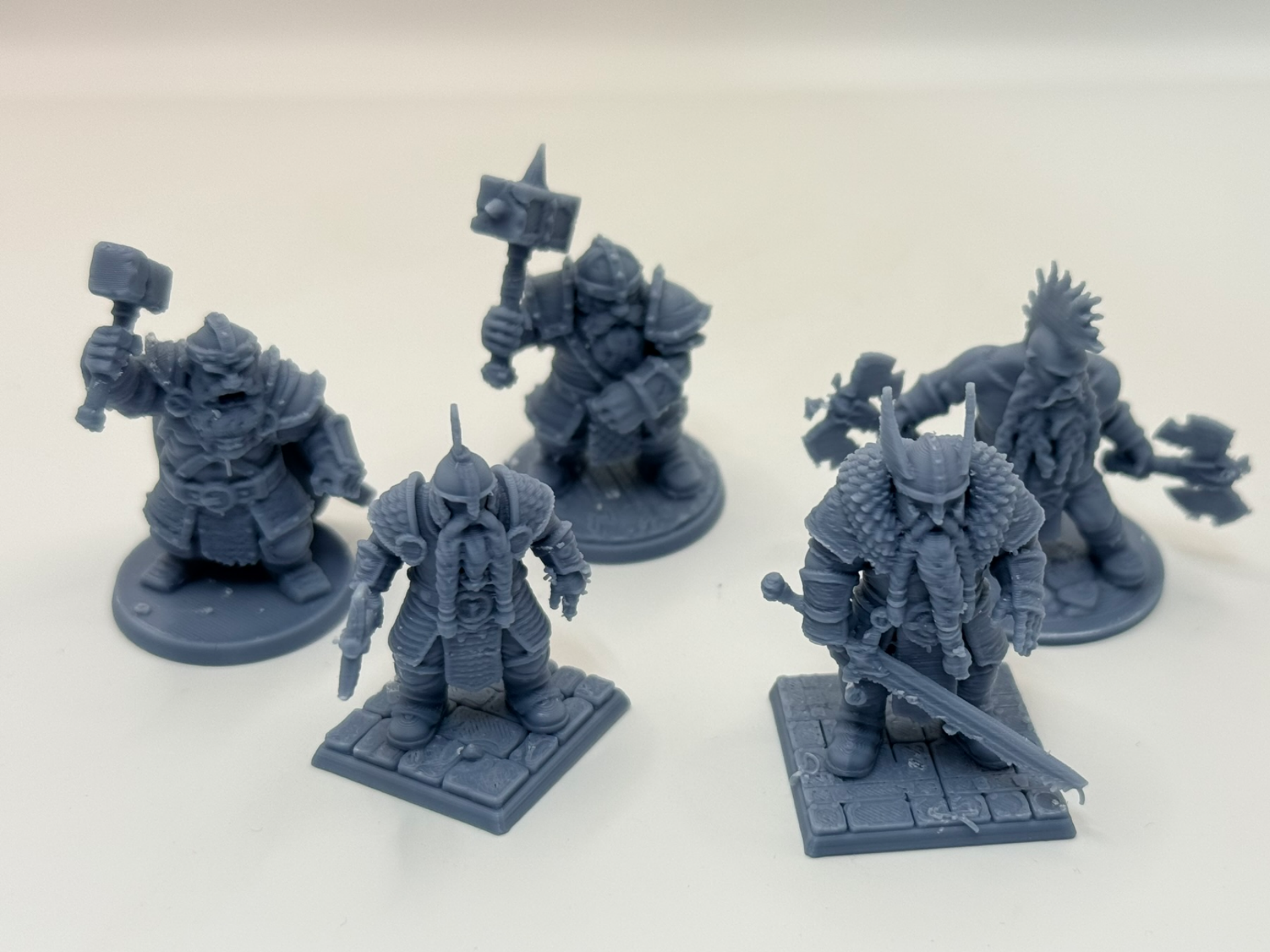 Dwarf Iron Guard - 5 Warrior Set (32mm D&D)