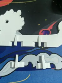 两侧挡板支撑
