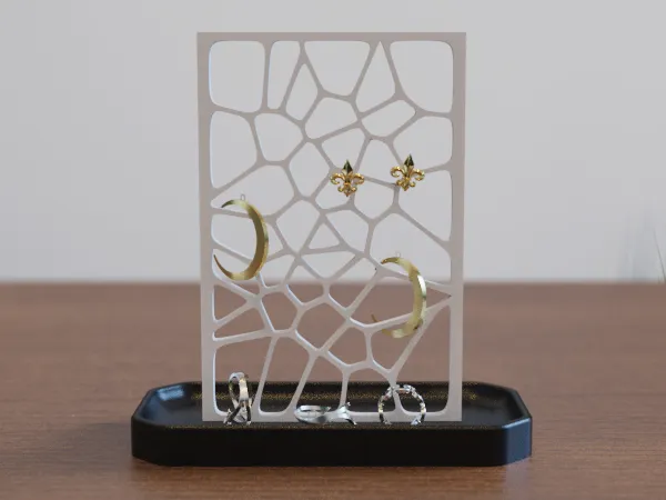 Voronoi Jewelry Stand