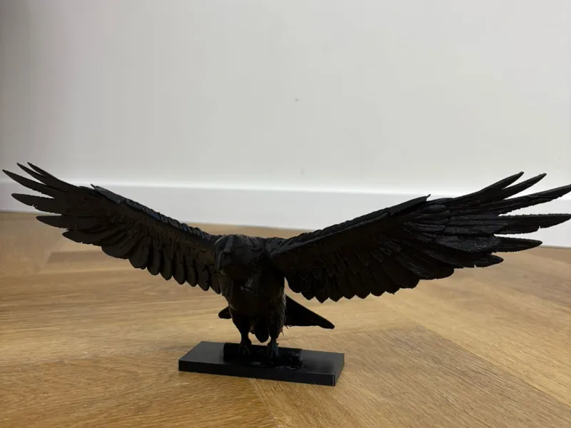 Majestätischer Adler mit ausgebreiteten Flügeln
