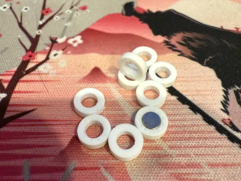 4mm x 2mm to 7mm x 2mm magnet adapter