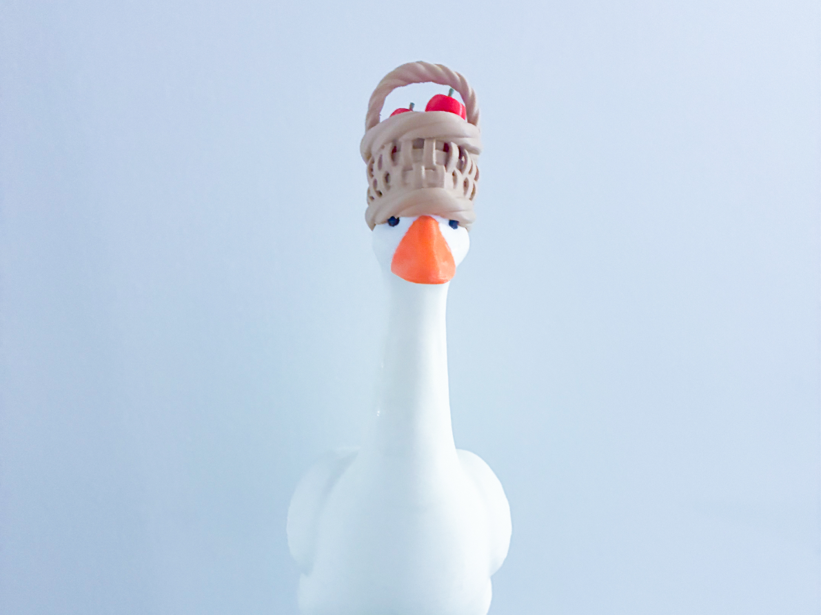 Harvest Apple Basket Hat Desk Goose Gear 3D model