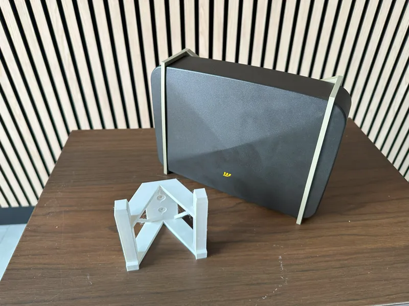 Fastweb Nexxt One Wall Stand
