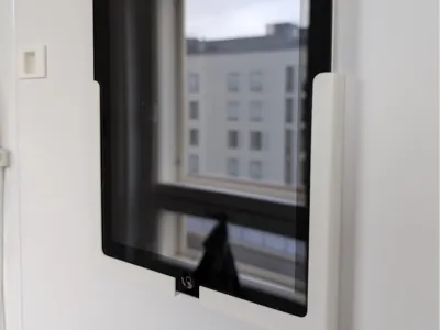 iPad 4 (2012) Magnetic Wall Mount