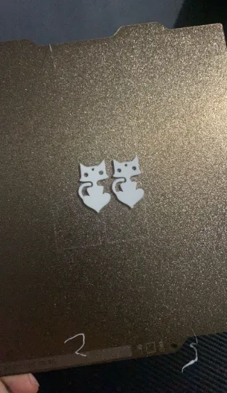 CUTE CAT EARRING V2 view 2