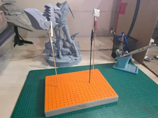 Painting stand base for Alligator clips