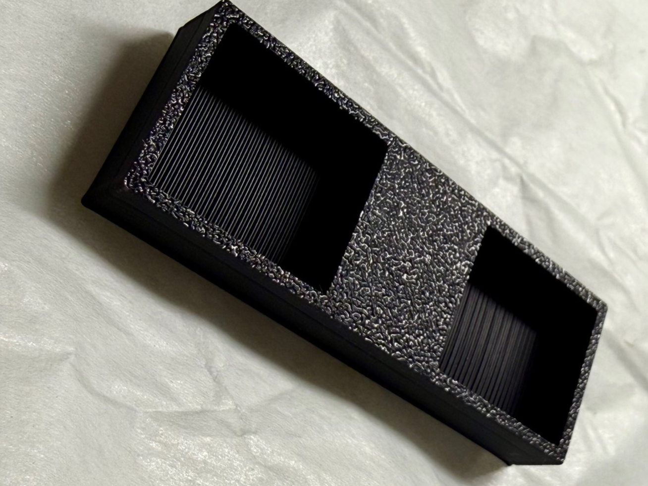 Magnetic container for Geocaching