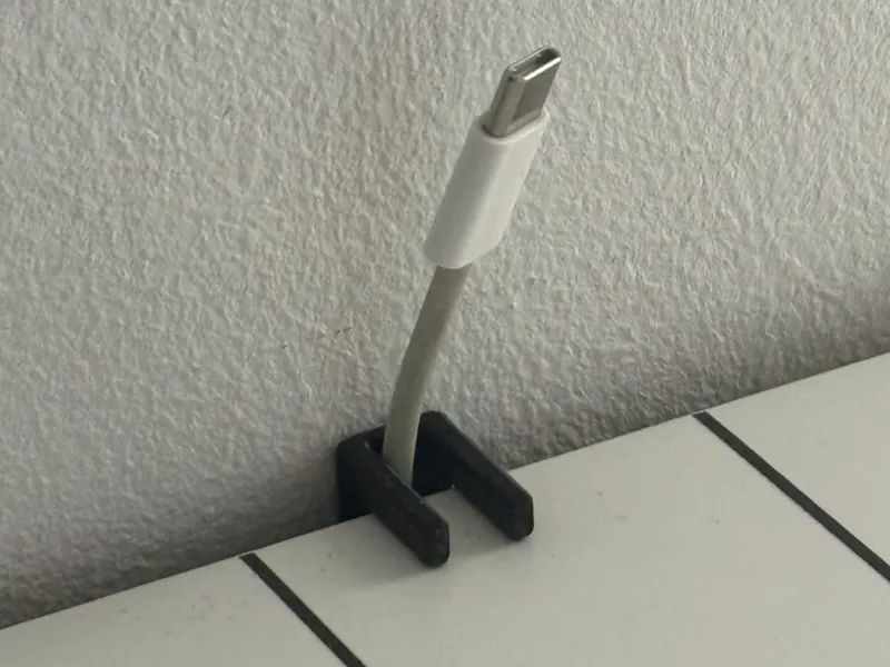 cabel holder fo Ikea LAGKAPTEN 