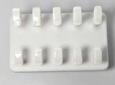 Double row press-on nail display stand