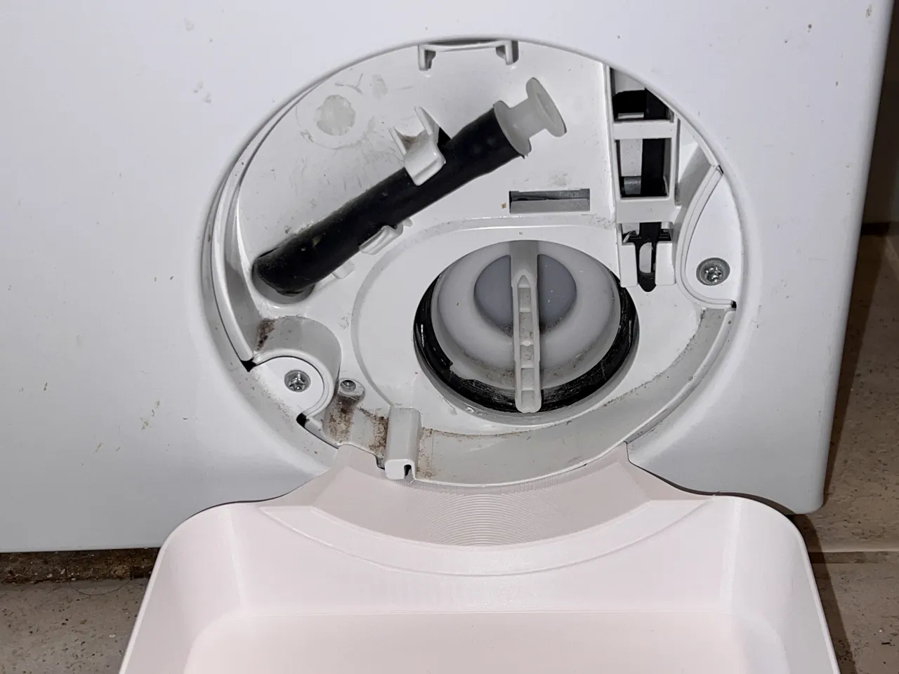 Siemens Bosch washing machine drain funnel view 3