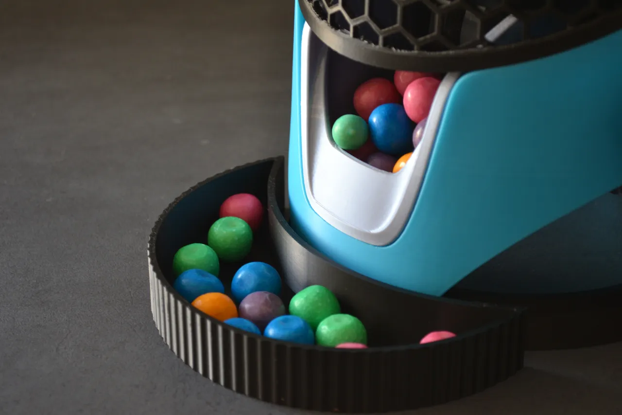 Candy & Chocolate Dispenser Fully 3D Printed view 4