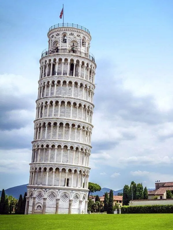 Leaning Tower of Pisa - LED Lamp view 3