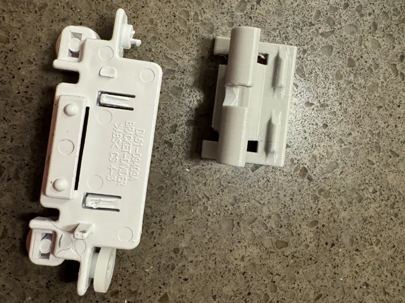 Samsung Refrigerator DA61-10717A Bracket Divider