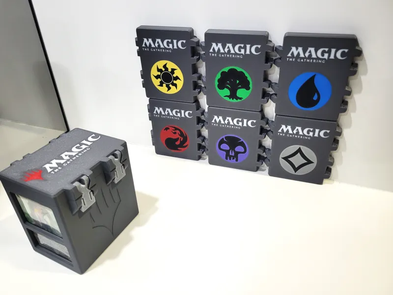 MTG Deck Box Commander AMS Logo Snaplock Secure