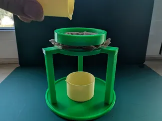 FiltroInk: Paint Filtration Station (Zero Waste)