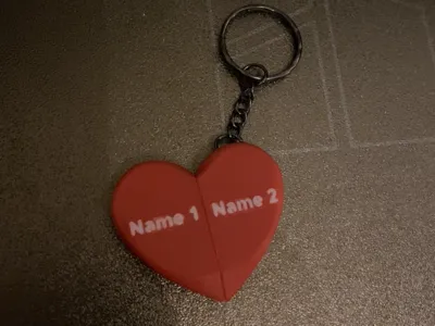 Magnetic Split Heart Keychain