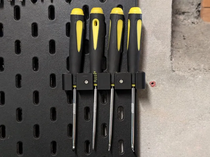 Skadis T-Nuts Picks & Hooks Holder
