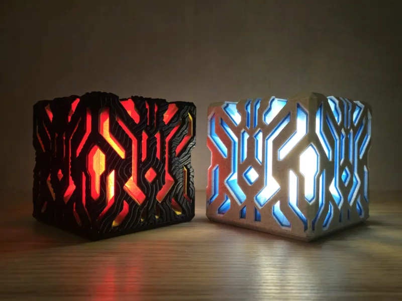 Core Cube RGB lamp