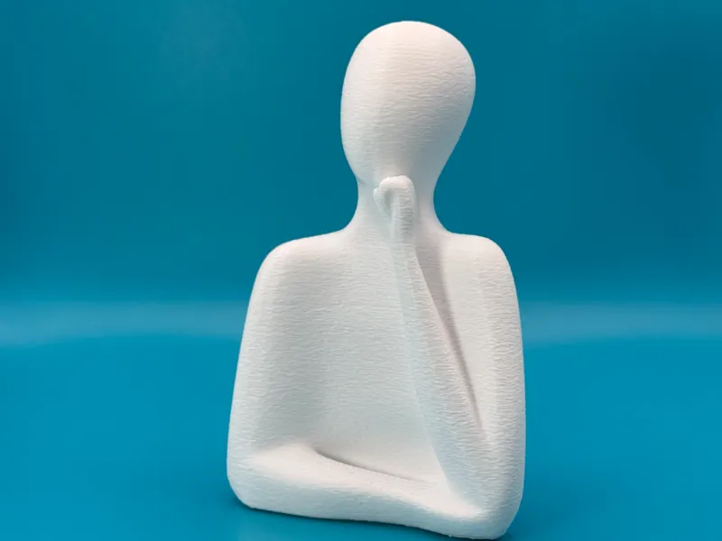 Minimalistische Skulptur – „Der Denker“